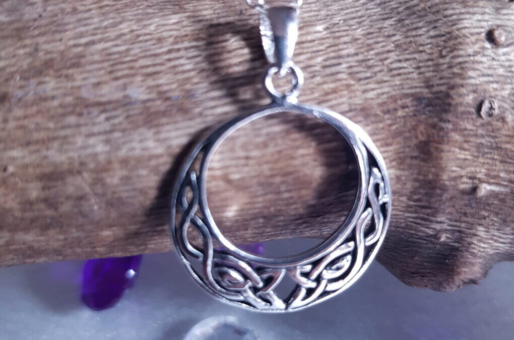 Celtic Design Silver Necklace